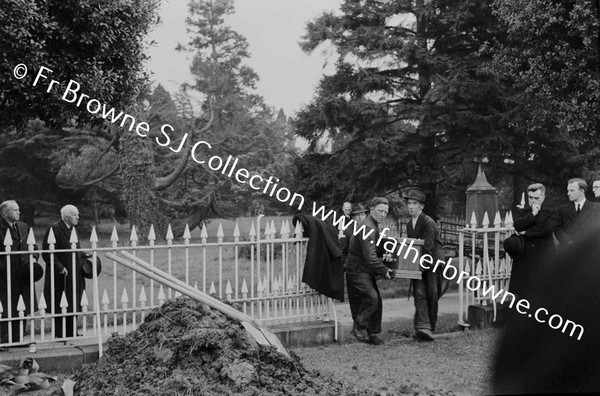 FUNERAL  MEN CARRYING COFFIN IN GRAVEYARD JESUIT PLOT